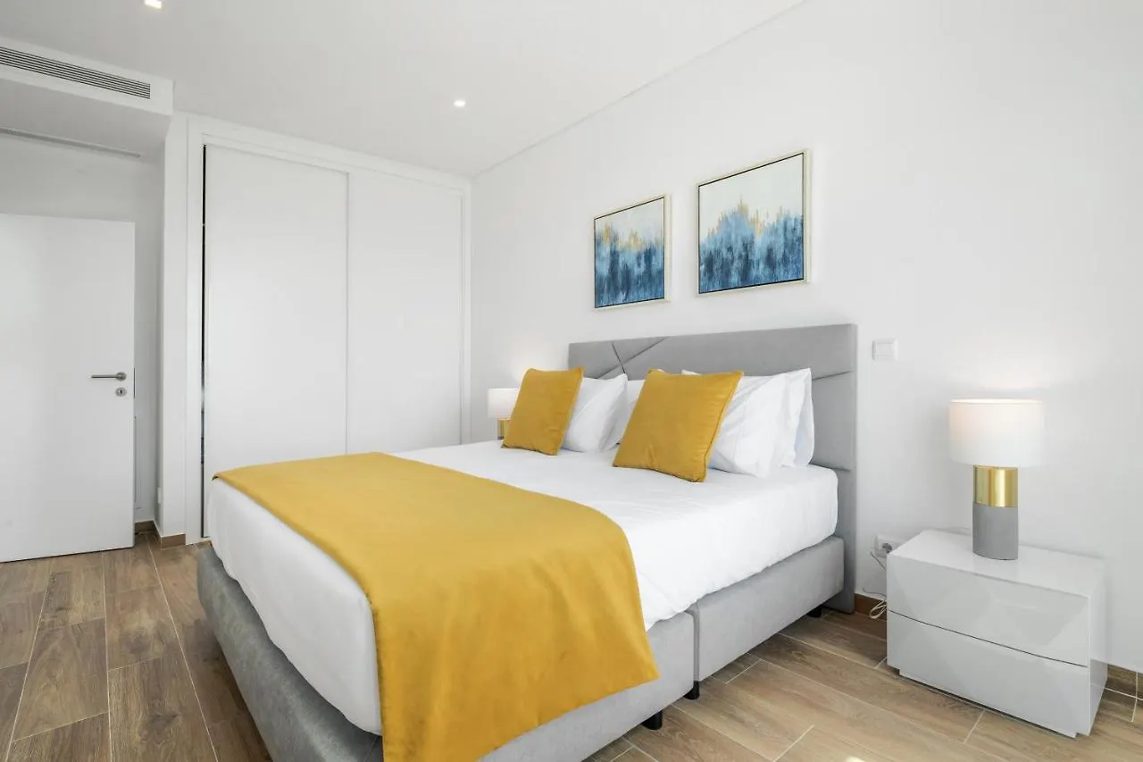 Green Beach Ocean View - Porto De Mos Apartment Lagos
